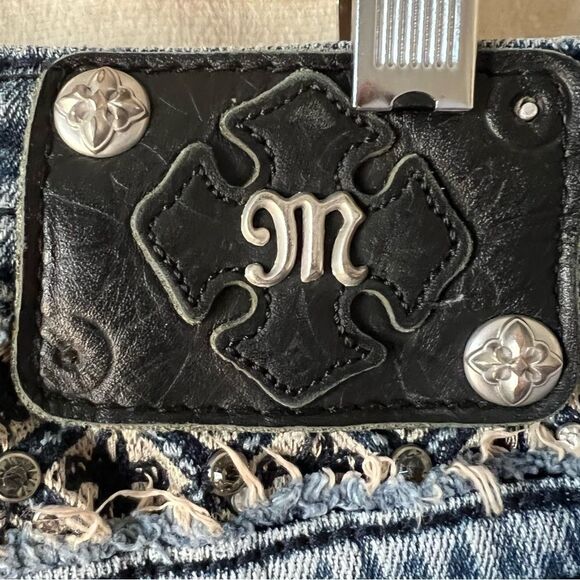 Miss Me JP6151B Boot Cut Low Rise Jeans Crystal Studded Flap Pockets medium wash - Picture 8 of 15